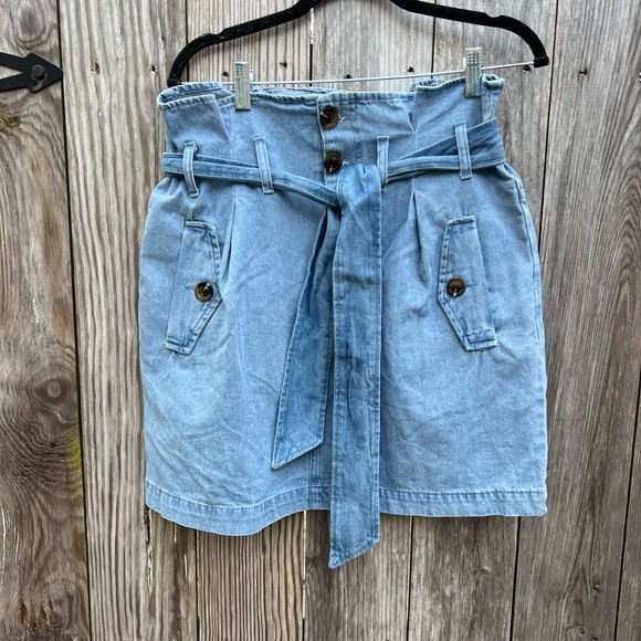 Who What Wear Dresses & Skirts - Who What Wear Halifax Wash Denim Skirt with tie size 10 NWT